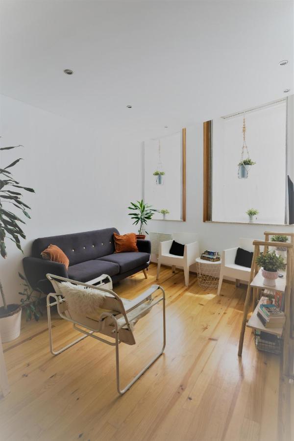 Downtown Porto Relaxed Apartment With Private Yard ภายนอก รูปภาพ