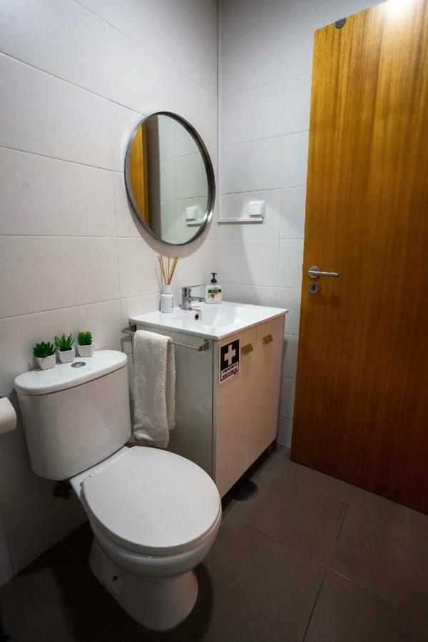 Downtown Porto Relaxed Apartment With Private Yard ภายนอก รูปภาพ